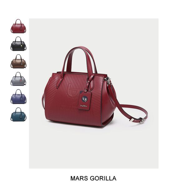 

women's handbag big shoulder bag leather fashion vintage crossbody embossing zipper badge banquet wedding