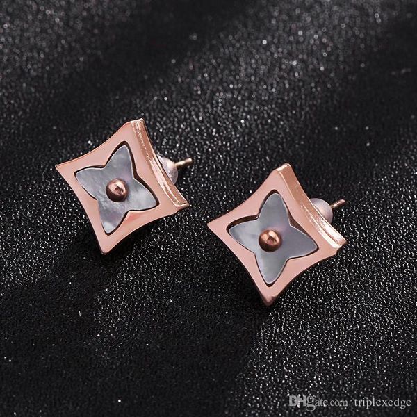 

natural white shell stud earrings brand classic design flower titanium earrings plated 18k rose gold korean jewelry, Golden;silver