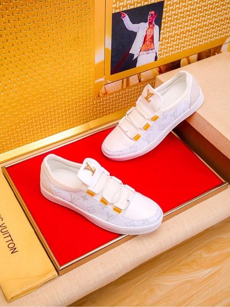 

new men's luxury casual shoes fashion brand autumn and winter design men's shoes classic retro pattern lazy shoes no straps fhrd, Black