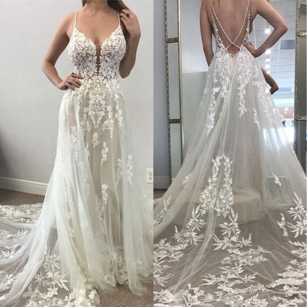 

2020 bohemian beach a line wedding dresses illusion tulle backless 3d lace appliqued bridal gowns plunging v neck boho wedding dress