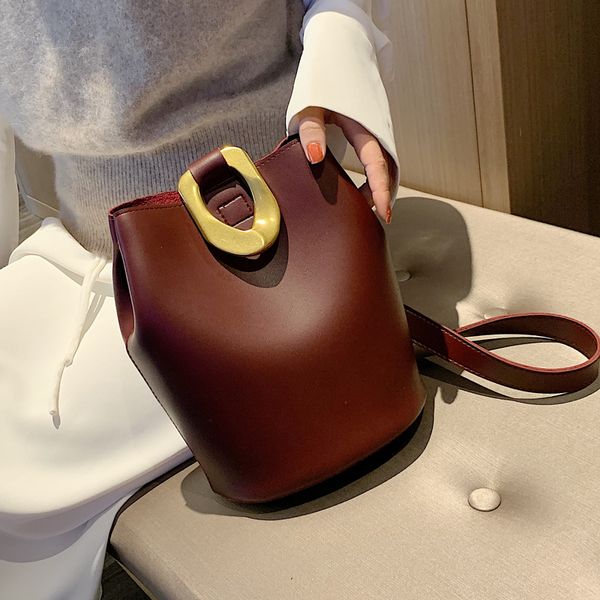

vintage fashion female tote bucket bag 2020 new pu leather women's designer handbag lock shoulder messenger bag