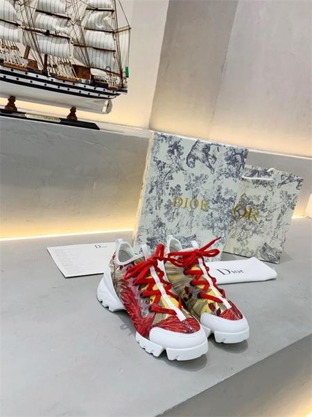 

2020ss мужчины правда кожи бизнес обувь качества роскоши дизайнер высокого растереть песчаный отдых и бизнес двойного назначения размера 35, Black;red