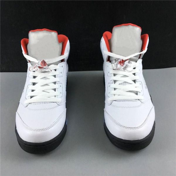 

мужские 5s silver tongue баскетбол дизайнерская обувь белый огонь красный черный v мода спорт zapatos кроссовки лучшее качество