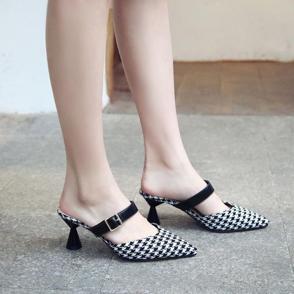 

autumn women's pointed toe sandals slippers fashion plaid med heel ladies' sandals shoes 2019 summer fashion women, Black