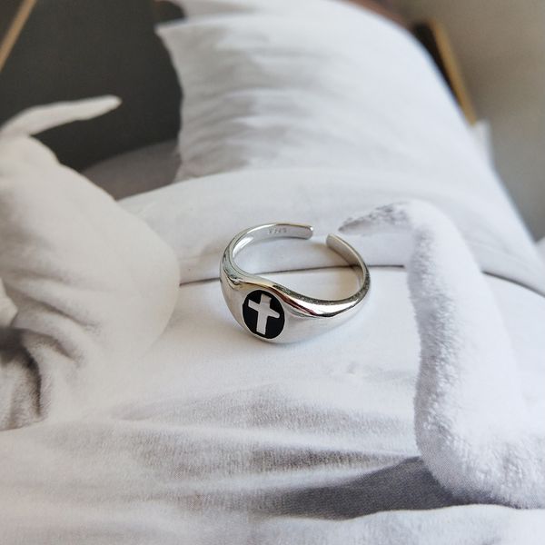 

Chaofu cat Korean jewelry 925 Sterling Silver retro glossy drop glue opening cross ring ring jewelry fashion