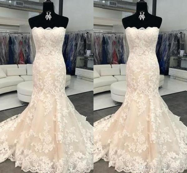 

новейшие дизайнерские свадебные платья без бретелек корсет русалка кружева аппликации для невесты мытье длинные секции свадебные платья, White