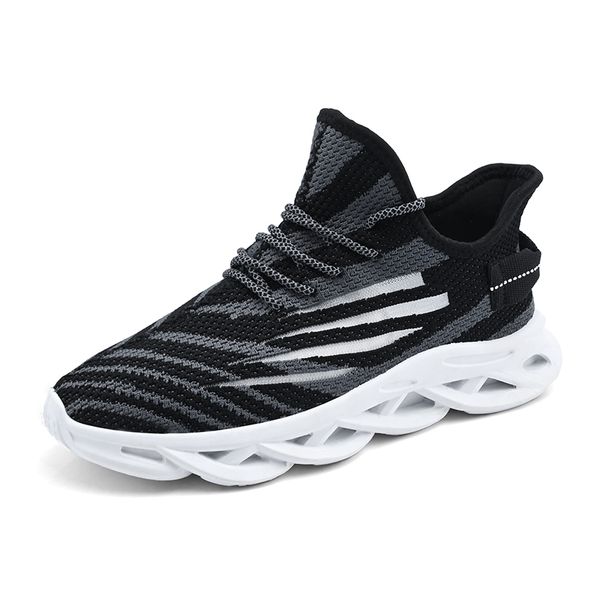 

men sneakers black mesh breathable running sport shoes male lace up non-slip men low athletic sneakers casual mens shoes