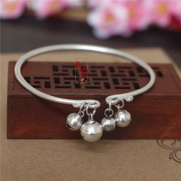 

guizhou shou gong yin ethnic-style opening joey wong nie xiaoqian same paragraph bell womens anklet, Red;blue