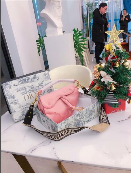 

2020 new fashion trend cute wind ladies suede crossbody bag shoulder bag female underarm bag backpack