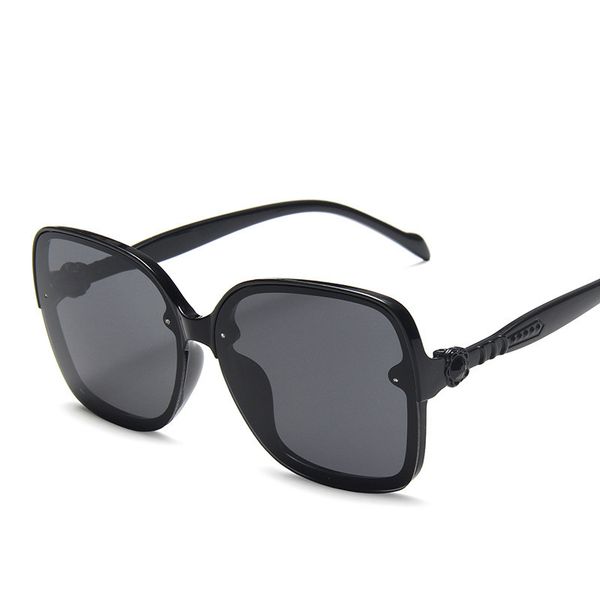 

2020 new classic big frame kids sunglasses fashion plastic bright black sunglasses for girls and boys gradient color glasses, White;black