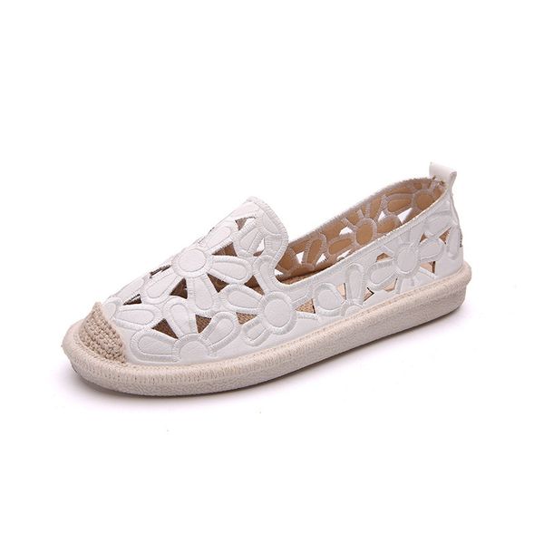 

2019 new spring and summer fashion flat shallow mouth single shoes casual fisherman shoes hollow embroidery women's, Black