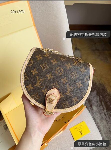 

women's crossbody bag 2019 new fashion korean version joker with one shoulder carry small leather women's bag bucket bag 20cm*18