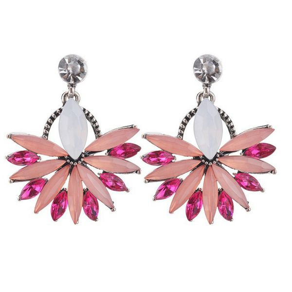 

2020 new fashion retro woman earrings korean luxury temperament crystal decoration personality exaggerated big earrings, Golden;silver