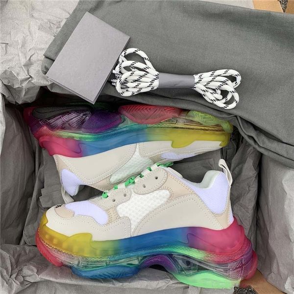 

2019 paris new mens women casual clunky sneakers triple s 17fw dad running shoes rainbow crystal fashion designer