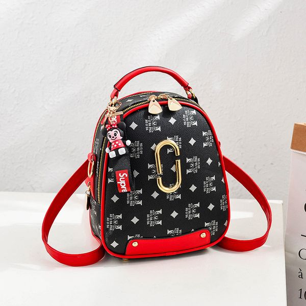

ma'am bag 2019 season woman package small square package trend single shoulder package oblique satchel