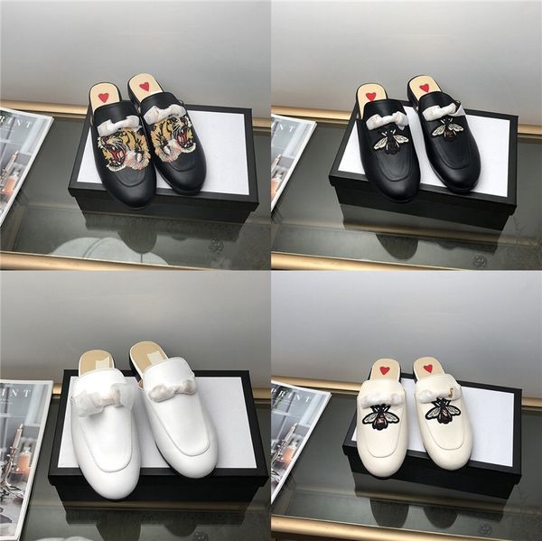 

2020 women real fur sandals raccoon furry fox slipper fur slides cute ladies cute plush sandals flat fluffy shoes for women#735, Black