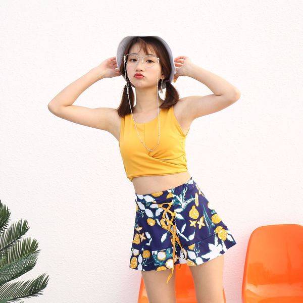 

4lvzr split female spring hipster small fragrant breeze swimsuit covering belly makes her slim gathering conservative girl student swims, White;black