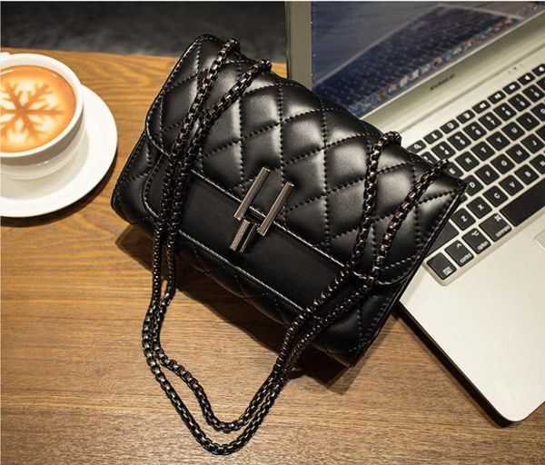 

small clear brand designer woman new fashion messenger bag chains shoulder bag female rivets transparent handbag in stock