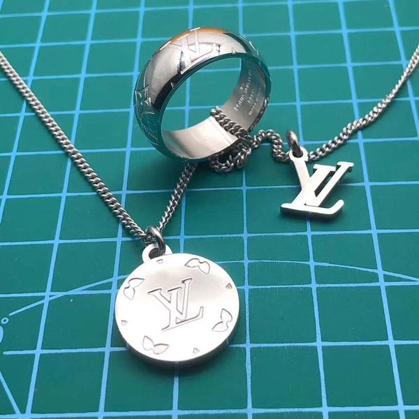 

designer branded new arrival woman enamel stainless steel double lucky lock pendant shell letter necklace men jewelry wholesale gift, Silver