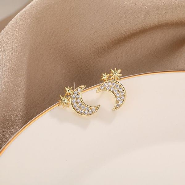 

new fashion classic earrings crescent star shape korean women's earrings star 2020, Golden;silver