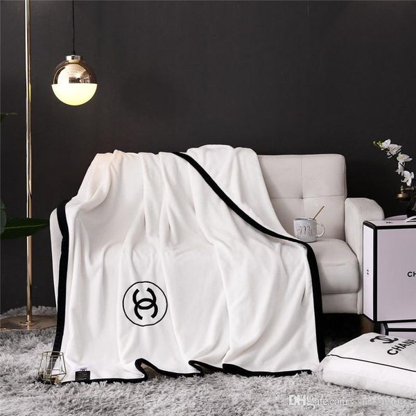 

fashion x letter blanket new style soft flannel blanket luxury nap blankets white men and women scarf blanket