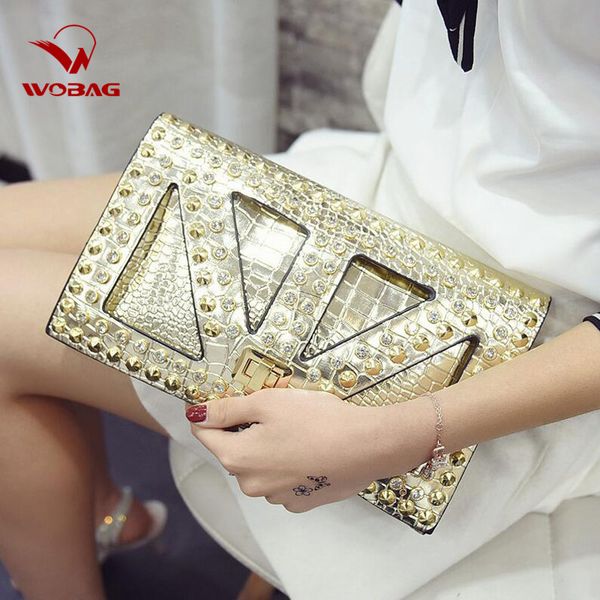 

new fashion women pu leather messenger bags famous designer day clutch bag black skull spiked punk style crossbody bag diamonds