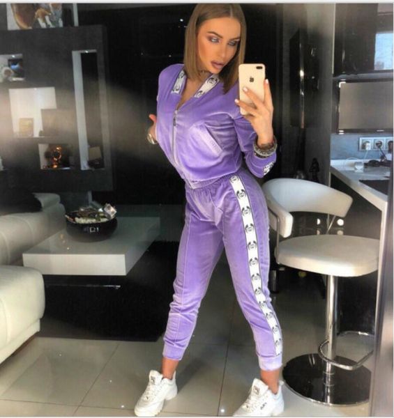 

новое поступление женщины спортивный костюм толстовки толстовка + брюки бег спортивный спортивный костюм 2 шт бег трусцой наборы survetement, White