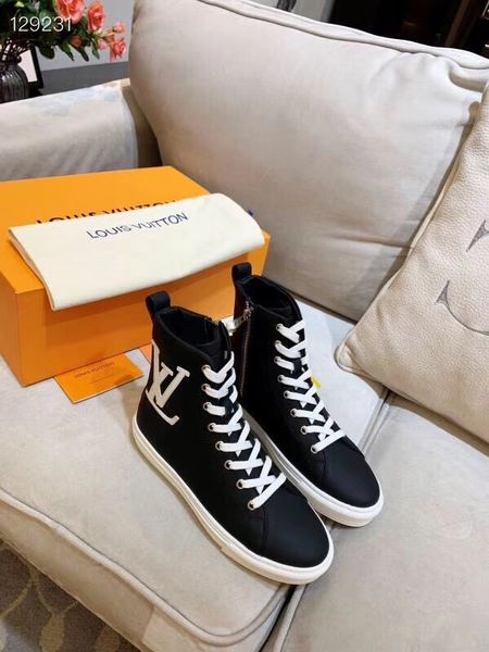 

2020 ladies designer, casual sneakers, stylish comfortable wild casual shoesaaa