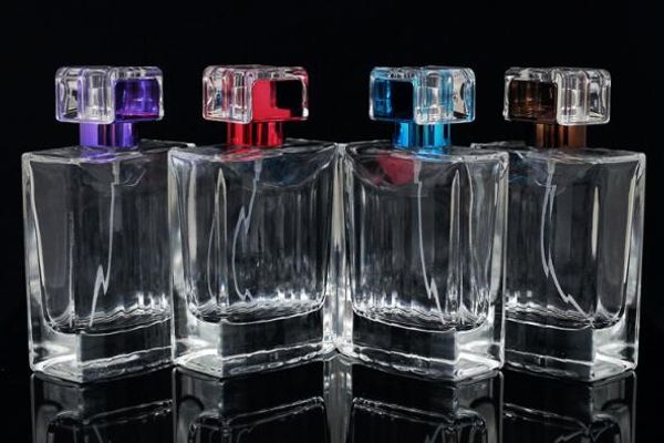 Heißer Verkauf 50 ml Leere Nachfüllbare Tragbare Parfüm Flaschen Reisenden Glas Spray Zerstäuber Transparente Parfum Flaschen