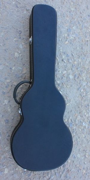 

new portable hardcase in black for guitar
