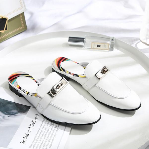 

brand designer luxury women slippers 2020 new genuine leather fashion leisure flat shoes most popular europe work party lady slippers, Black