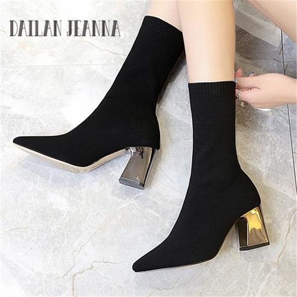

2019 new plus cashmere boots rough with pointed shoes bare boots high-heeled knitted socks stretch women's shoes, Black