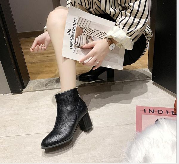 

autumn and winter new round head wild short tube comfortable thick with ankle boots, Black