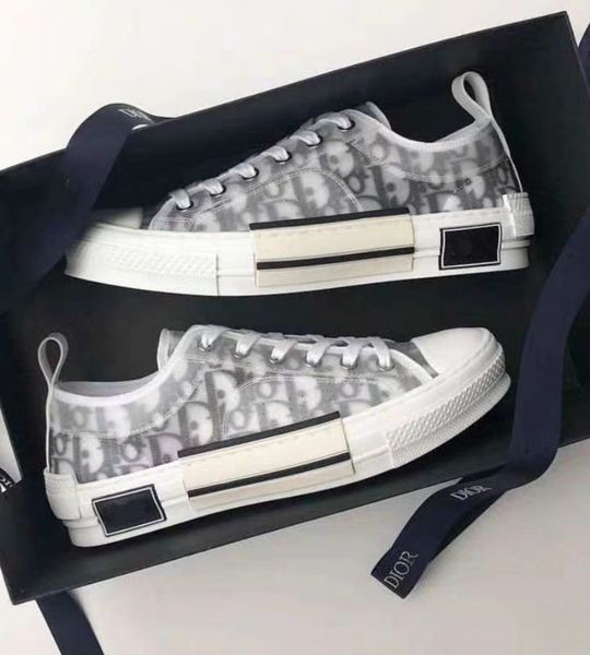 

2020 new women oblique technical canvas textured letter print lace-up sneaker men white black two-tone rubber sole casual shoes 03