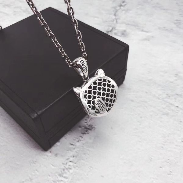 

wholesale- silver quality pendant necklace luxury tiger head design necklace domineering man necklace fashion jewelry