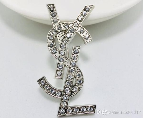 

fashion classic new high-end fashion men and women brooch decoration wholesale, Gray