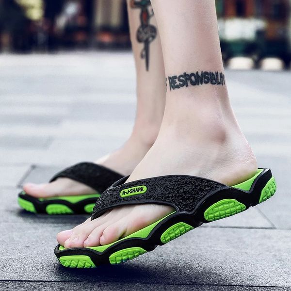 

men's slippers fashion outside wearing flip-flops 2019 new summer korean version of anti-slip clip drag summer pers, Black