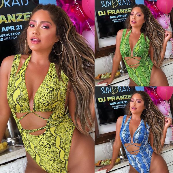 

summer 2020 serpentine hanging neck chest straps bikini swimsuit bikini slim split swimsuit female, White;black