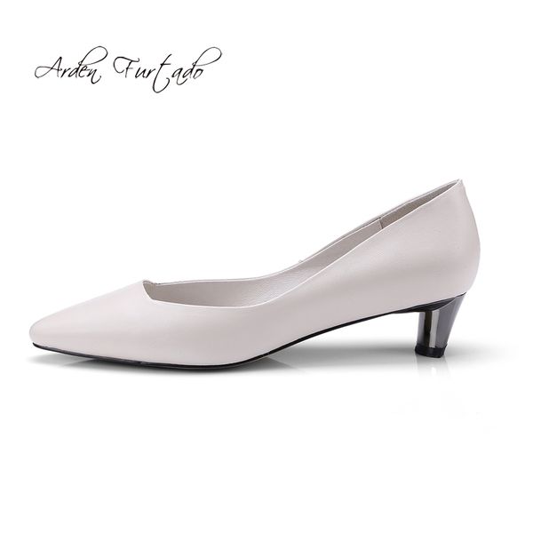 

arden furtado summer 2019 fashion trend women's shoes pointed toe slip-on pumps party shoes joker chunky heels pure color, Black;white