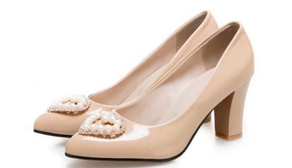 

send 2018 new style high heel pointed end coarse heel water drill women's shoes, Black