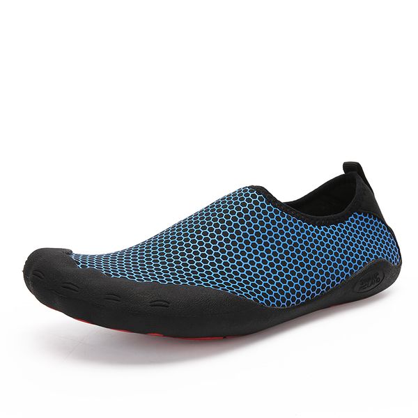 

2019 aqua shoes summer shoes men beach sandals upstream women swimming slippers diving socks tenis masculino