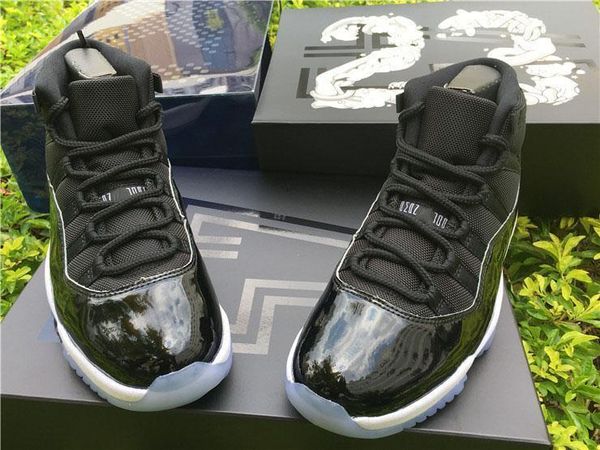 

2020 11 space jam 45 casual shoes for men authentic ar11 real carbon fiber concord 45 black white 378038 -003 sneakers with box