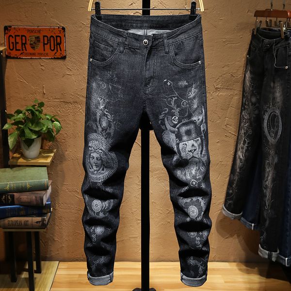 

европа 2019 осень печать jeans мужчины черный pattern мультфильм straight повседневная тонкий мужчины джинсы мода tide cowboy, Blue