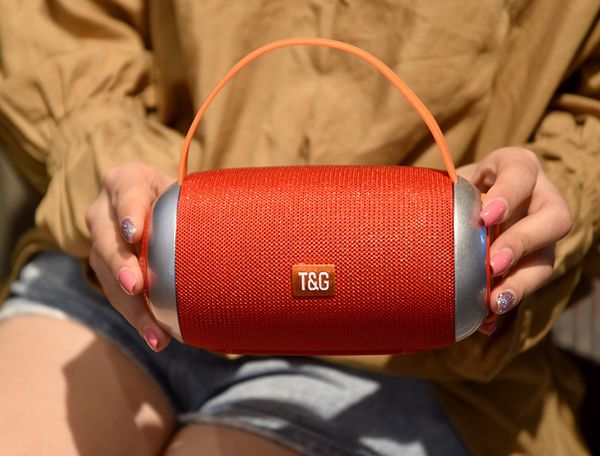 

portable wireless bluetooth speaker fm raido coulumn waterproof stereo bass subwoofer pc tf usb aux sound box mp3 music boombox hot