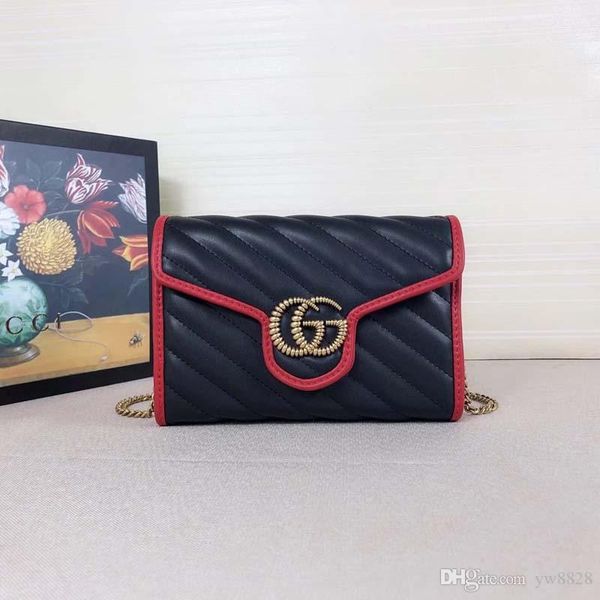 

2020 fashion luxury shoulder bag design shell bag luxury design handbag genuine leather metal chain model: 573807 a124