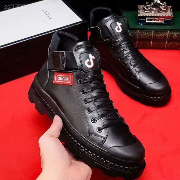 

2020 height sneakers warm black mens shoe platform casual sneakers luxury fashion party platform shoes leather solid colors dress shoe
