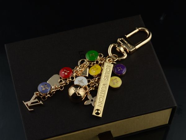 

2020 мужчины и женщины кулона бренд очарования шарма и ключевой цепи прочистки мешок 2019 настоящих держателей ключевых в цепи ключевого шар, White;black