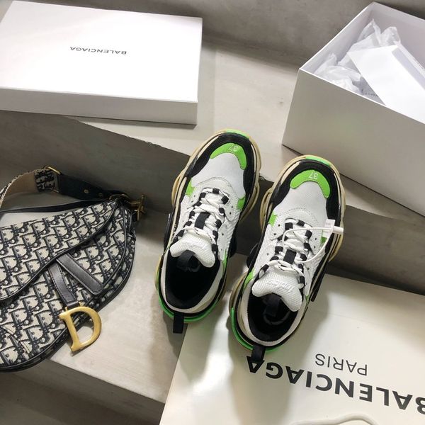 

2020 new wv couple air cushion platform shoes men casual sports ladies casual platform sports shoes