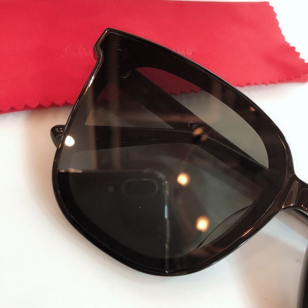 

new fashion designer sunglasses 2268 reimless frame sunglasses simple atmosphere style glasses uv400 lens, White;black