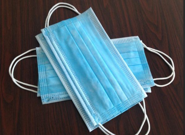 

dhl shipment 3 ply protective antifoam mask non woven melt blown cloth masks ce certification disposable masks